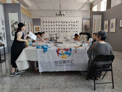 傳統(tǒng)文化在身邊--手繪中國團扇活動